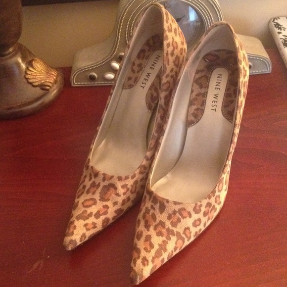 Nine West leopard shoes