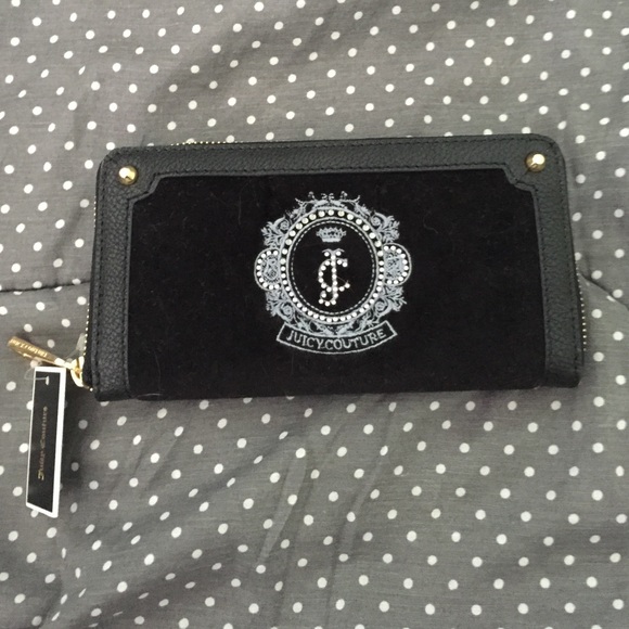 Juicy Couture Zip Wallet