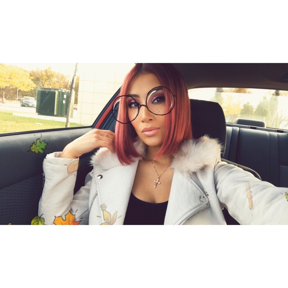 MEET YOUR SELLER 🍭