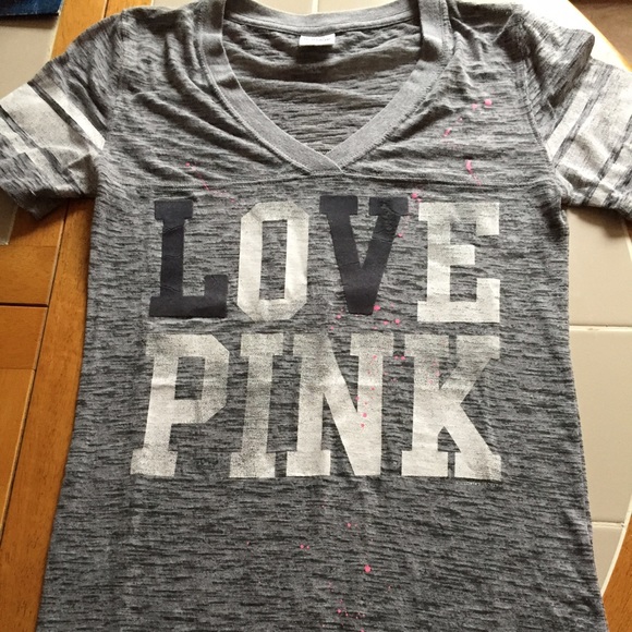 🌺Like new VS pink shirt NWOT