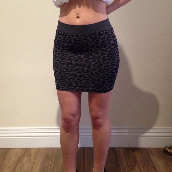 Skinny Tee Leopard Print one size fits most - Picture 1 of 3