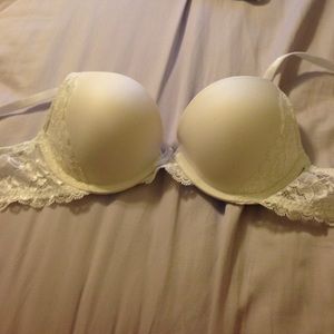 NWOT White VS Bra