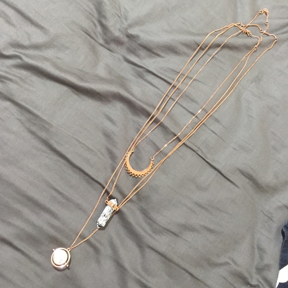 H&M Jewelry - H&M necklace set rose gold tone