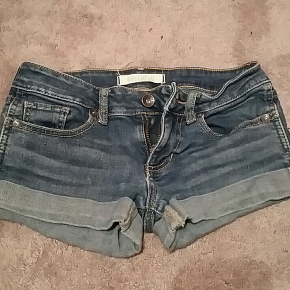 Bullhead shorts !