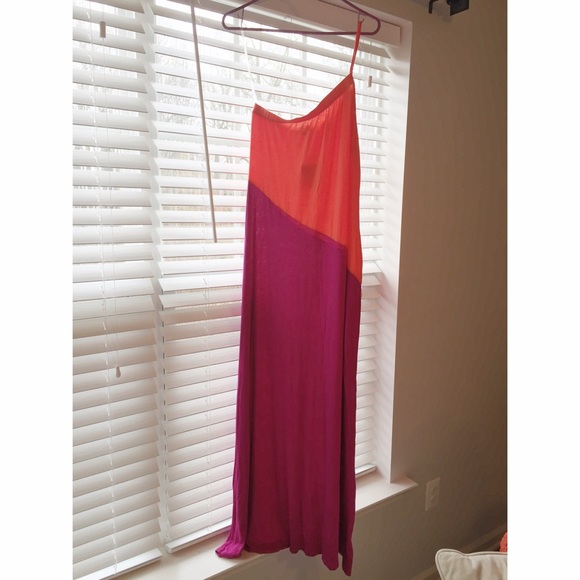 Maxi Color-Block Dress - Picture 2 of 4