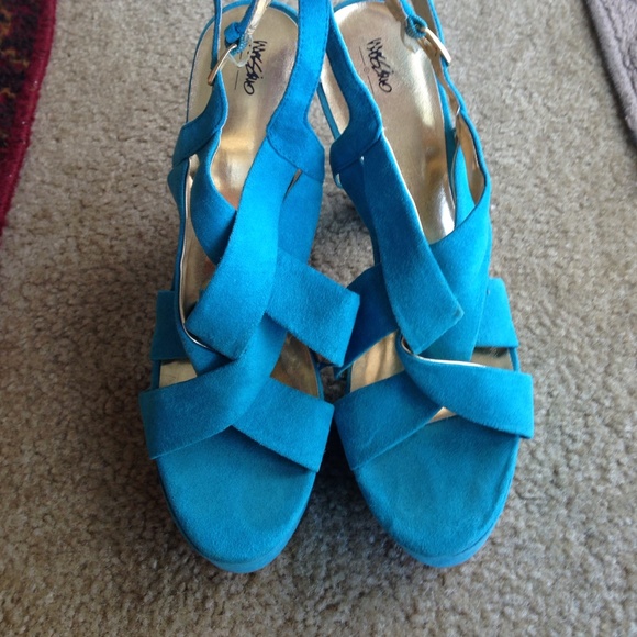 Turquoise Suede Mossimo Heals