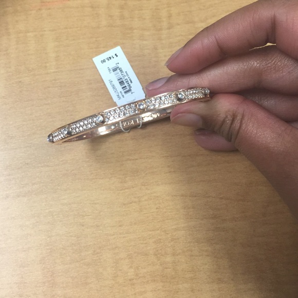Rose Gold Michael Kors Bangle ✨