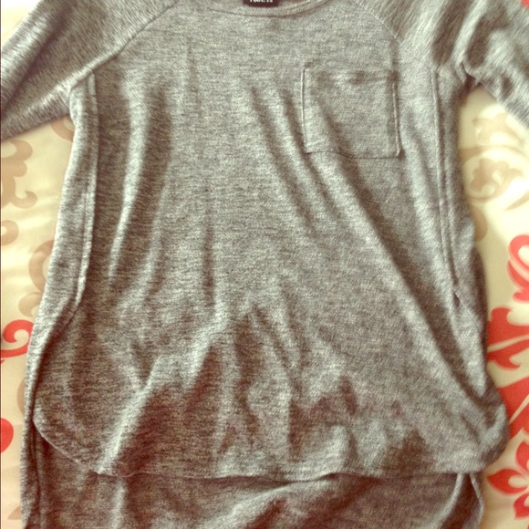 Nwot grey hi low sweater