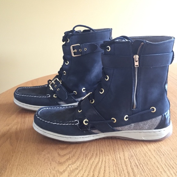 Sperry Shoes - Sperry High Top Shoes Woman's 10