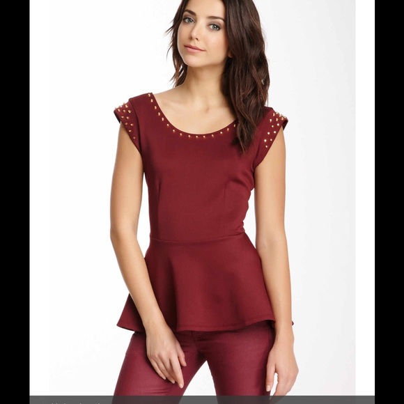 NWT Romeo & Juliet Couture Hi Lo Peplum Top- Med