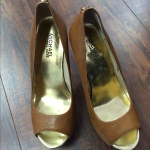 Michael kors size 6.5