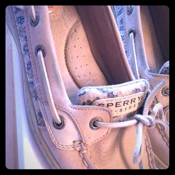 Cheetah print sperry's