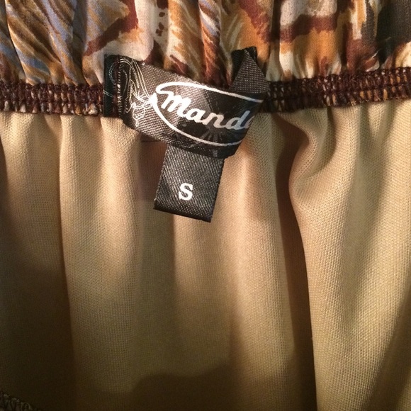 Peacock patterned flowy high low summer skirt - Picture 4 of 5