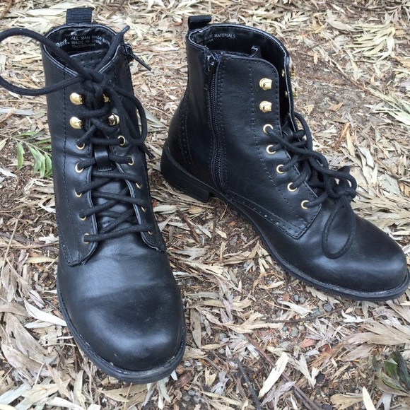 White Mountain Black Combat Boots Size 8