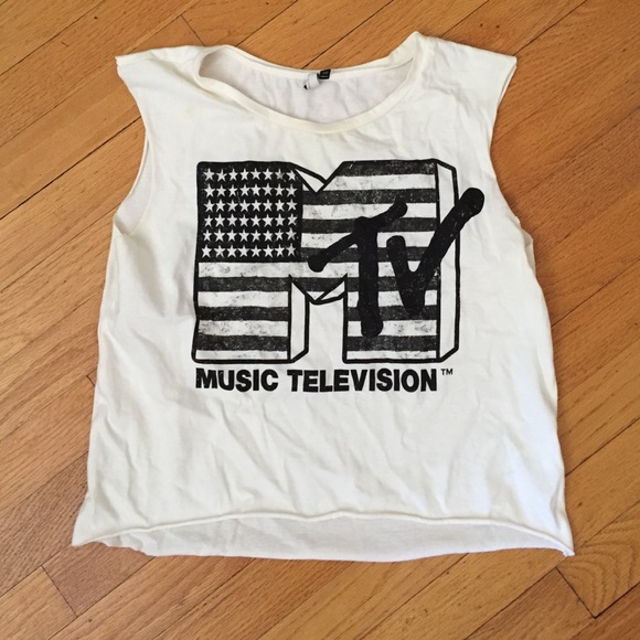 Semi-cropped cream tank