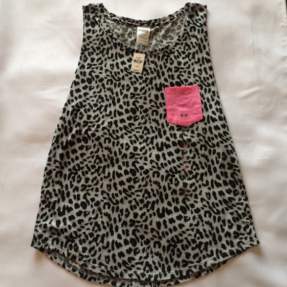 PINK Victoria's Secret Tops - Victoria's Secret Pink leopard print pocket tank