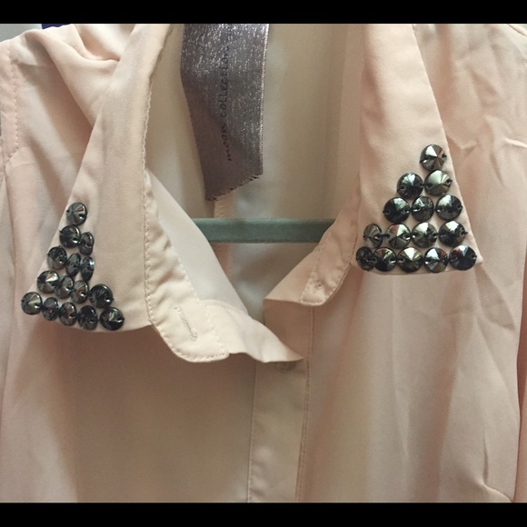Sheer pink button down blouse - Picture 3 of 3