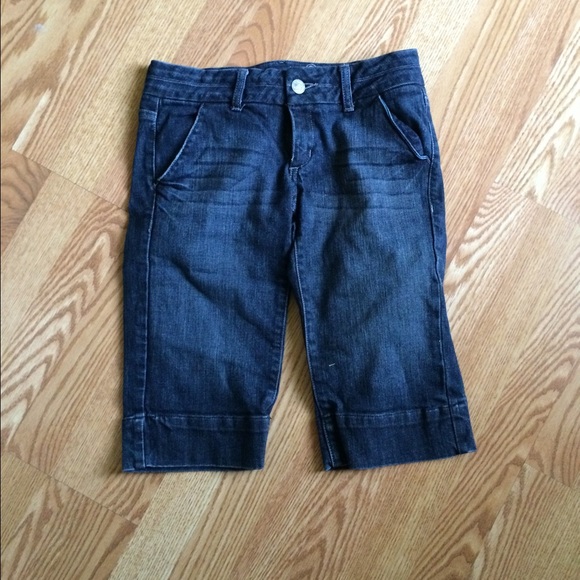 Charlotte Russe capris