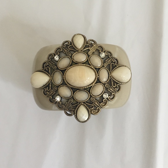 Jeweled cuff bracelet