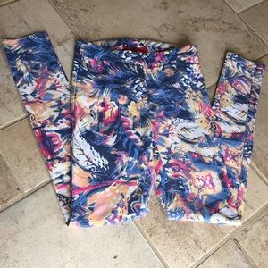 Brush Feather Colored Pants