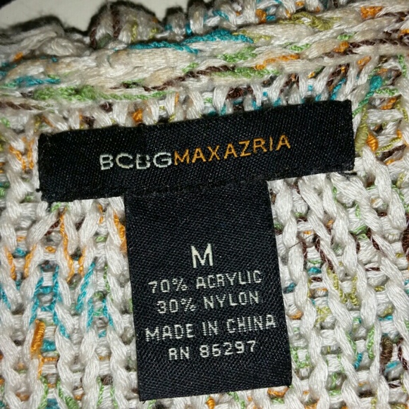 Soooooft cozy BCBG acrylic/nylon cardigan - Picture 2 of 4