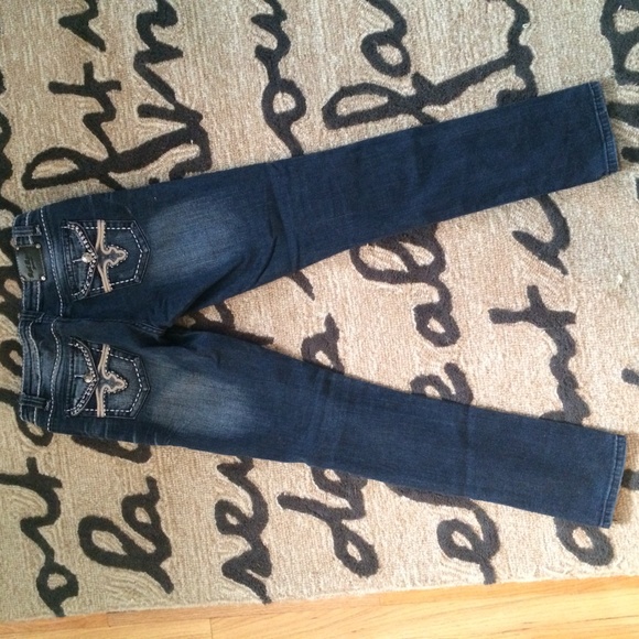 Red rivet jeans - Picture 3 of 4