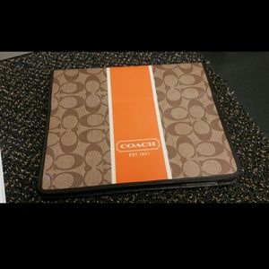 PRICE REDUCED***Authentic coach ipad case