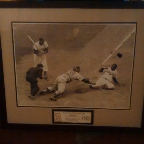 Jackie Robinson photo