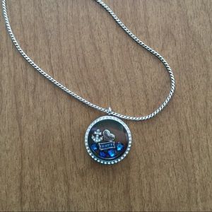 Origami owl navy necklace