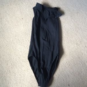 Black leotard. 3/4 zip (bundle)