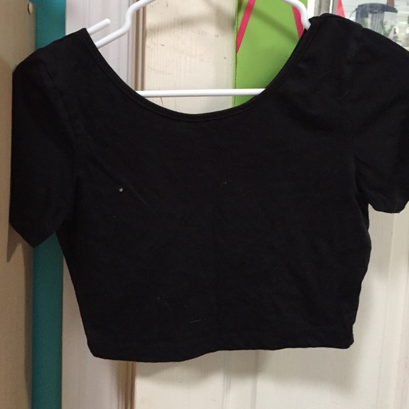 Black cropped top