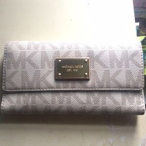 Michael Kors wallet