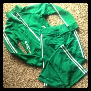 Matching jacket and pants 💗