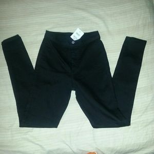 Brandy Melville High Waisted Skinny jeans