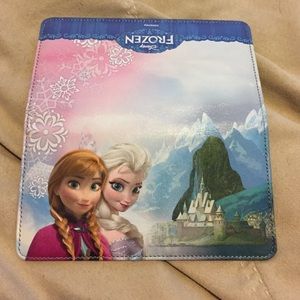 👑Frozen like new check book holder👑