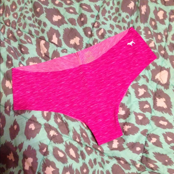 🆕 $10 (ask me to lower) Victoria's Secret PINK
