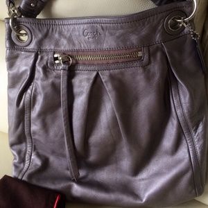 Big Coach Purse, color gray in EUC