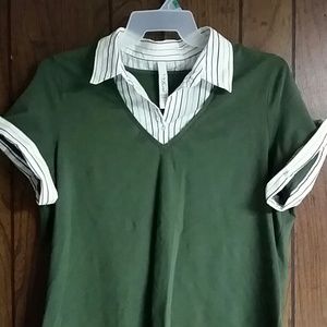 La blues sweater/ blouse