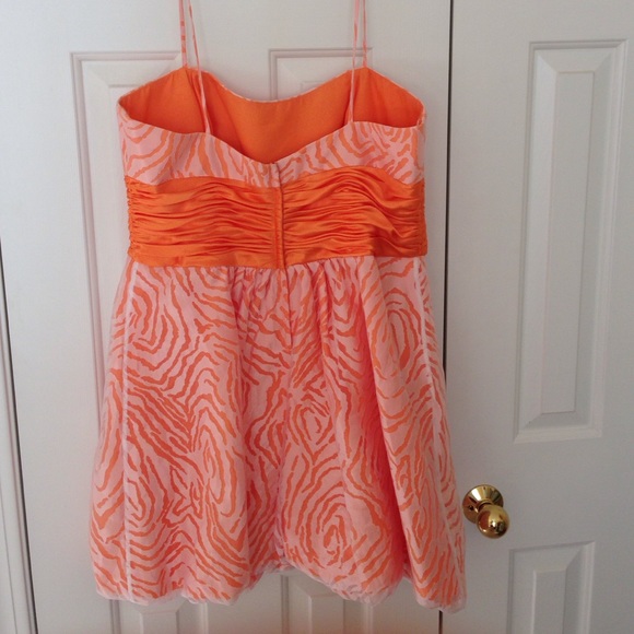 Davids Bridal homecoming/formal dress‼️ - Picture 3 of 3