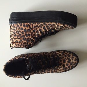 platform cheetah vans