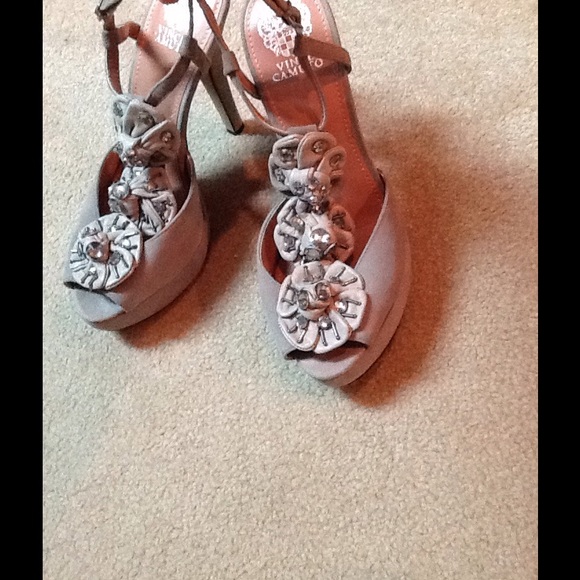 Gray Vince Canute heels