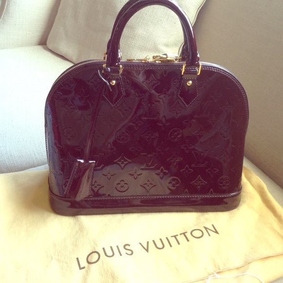 AUTHENTIC LOUIS VUITTON ALMA