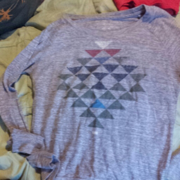 Long sleeve gray