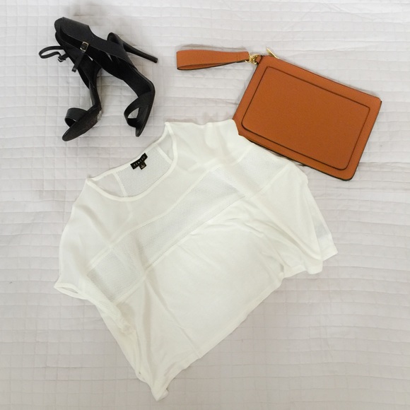 Tops - ❤️Boatneck crop top