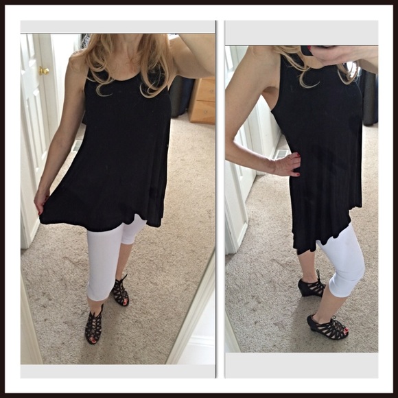 🚛SALE🚛FREAKIN ADORABLE Tunic Crochet Back - Picture 3 of 3
