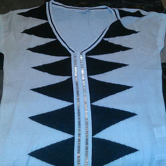 Black n white shirt