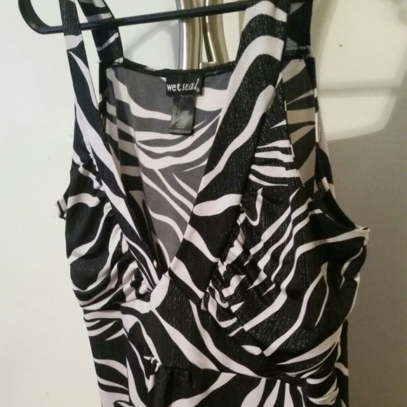 Zebra Prin Top - Picture 2 of 3