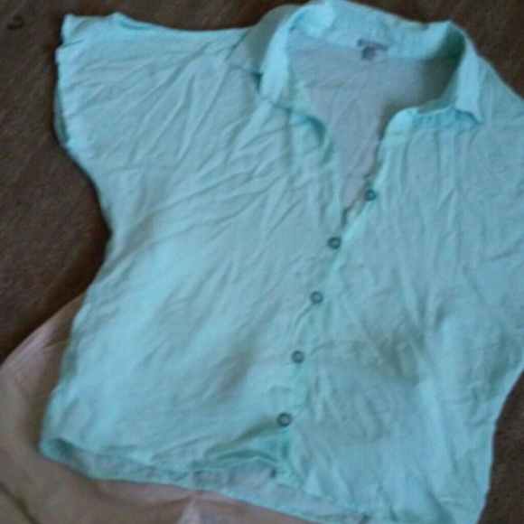 Mint green blouse - Picture 1 of 3