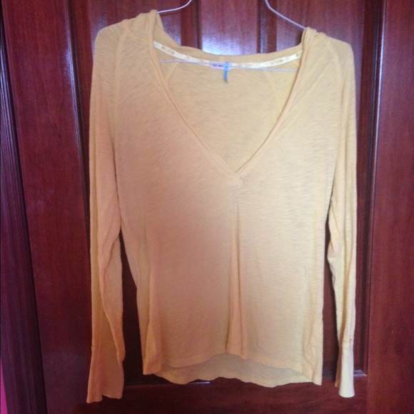 old navy long sleeve