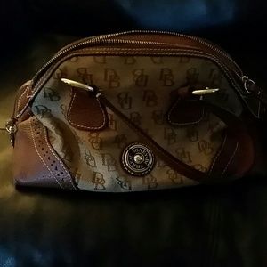 Dooney Bourke  Purse